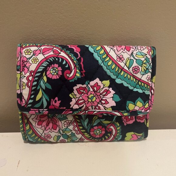 Vera Bradley Handbags - Vera Bradley wallet